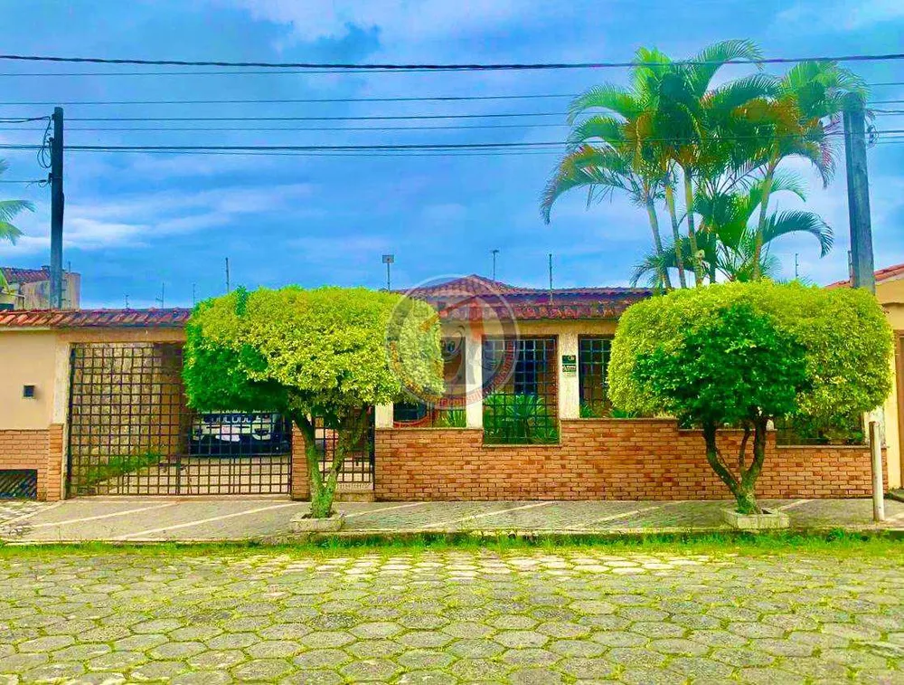 Casa, 4 quartos, 283 m² - Foto 1