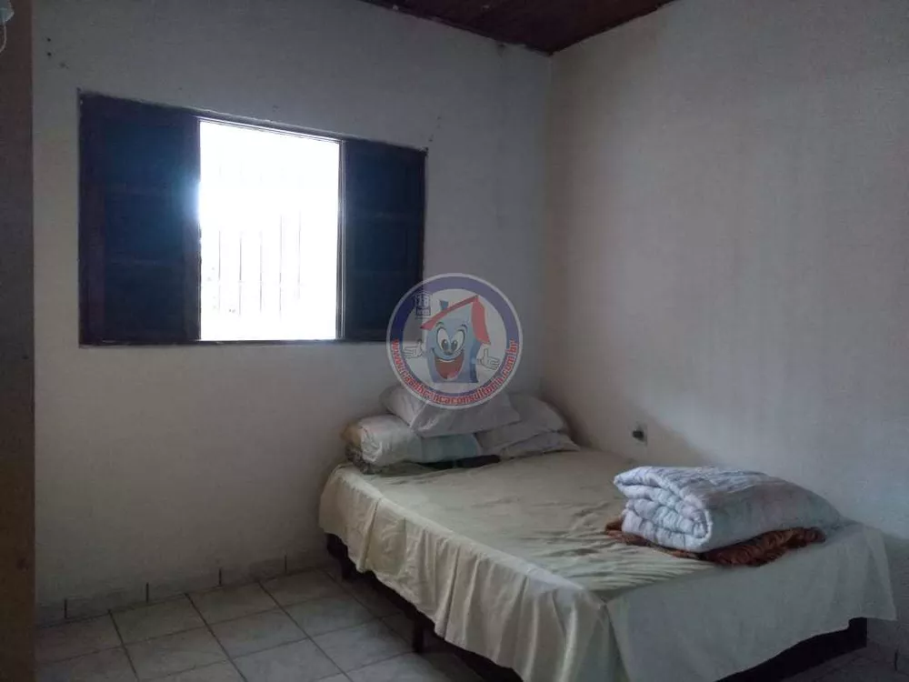 Casa à venda com 3 quartos, 90m² - Foto 8