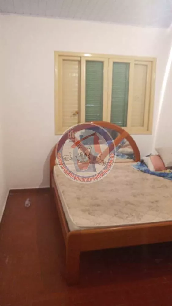 Casa à venda com 3 quartos, 80m² - Foto 4