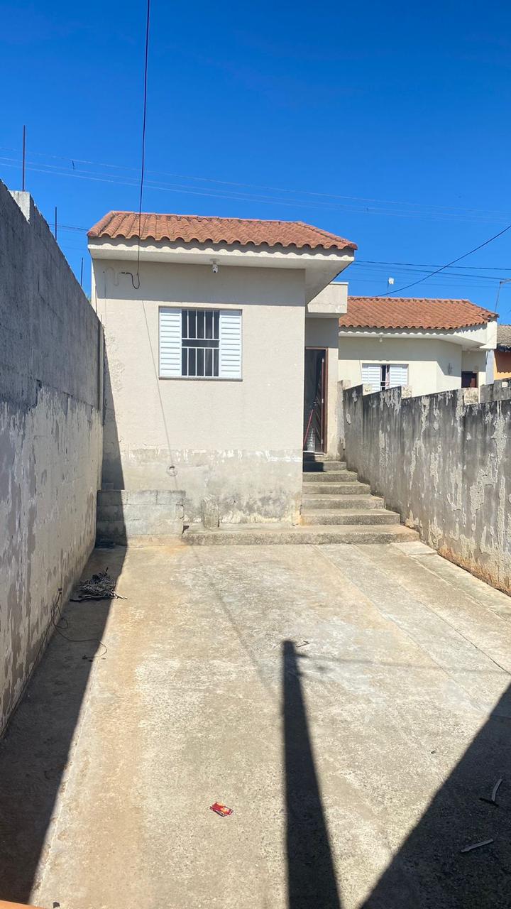 Casa à venda com 2 quartos, 65m² - Foto 12