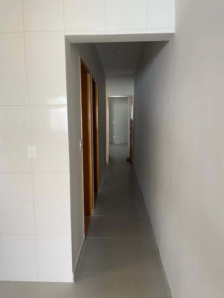 Casa à venda com 2 quartos, 69m² - Foto 10