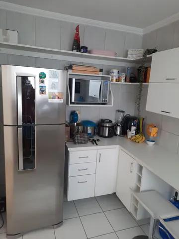 Apartamento à venda com 2 quartos, 60m² - Foto 3