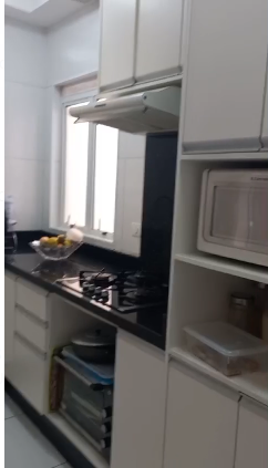 Apartamento à venda com 2 quartos, 70m² - Foto 12