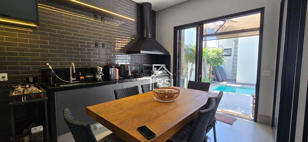 Casa, 3 quartos, 188 m² - Foto 1