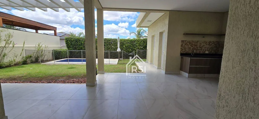 Sobrado, 3 quartos, 302 m² - Foto 2