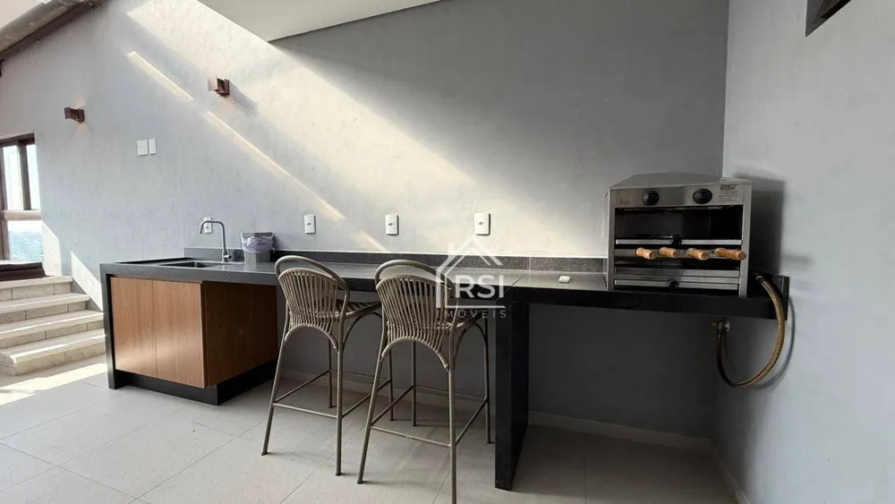 Cobertura, 3 quartos, 202 m² - Foto 4
