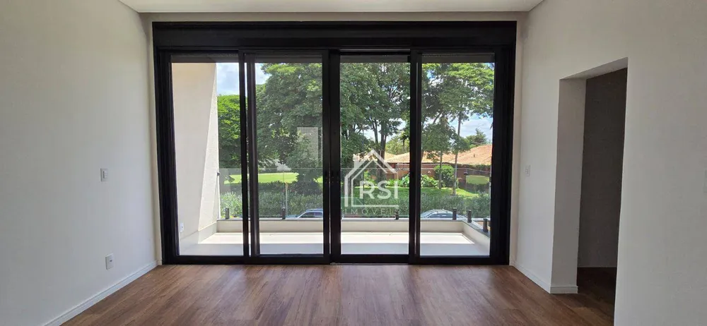 Sobrado, 3 quartos, 288 m² - Foto 1