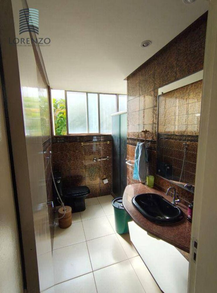 Apartamento à venda e aluguel com 3 quartos, 130m² - Foto 1