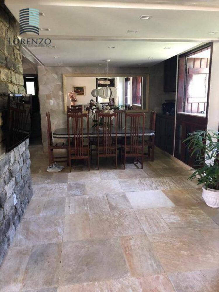 Casa de Condomínio para alugar com 4 quartos, 300m² - Foto 3