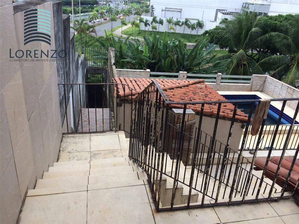Casa à venda e aluguel com 8 quartos, 800m² - Foto 2