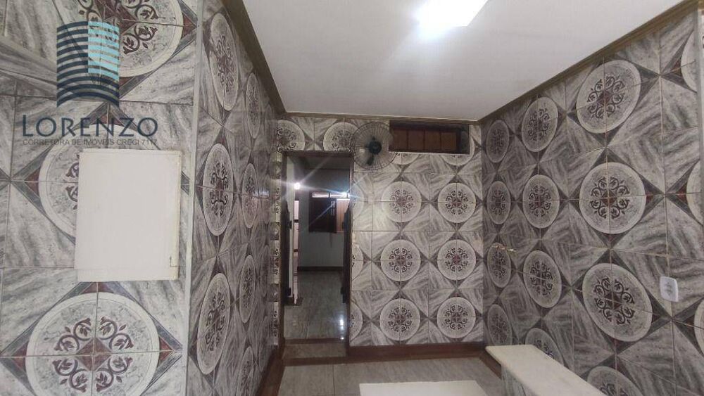 Casa, 4 quartos, 300 m² - Foto 1