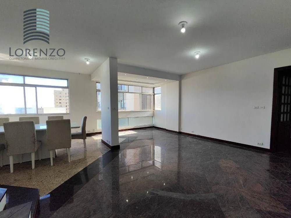 Apartamento, 3 quartos, 200 m² - Foto 1