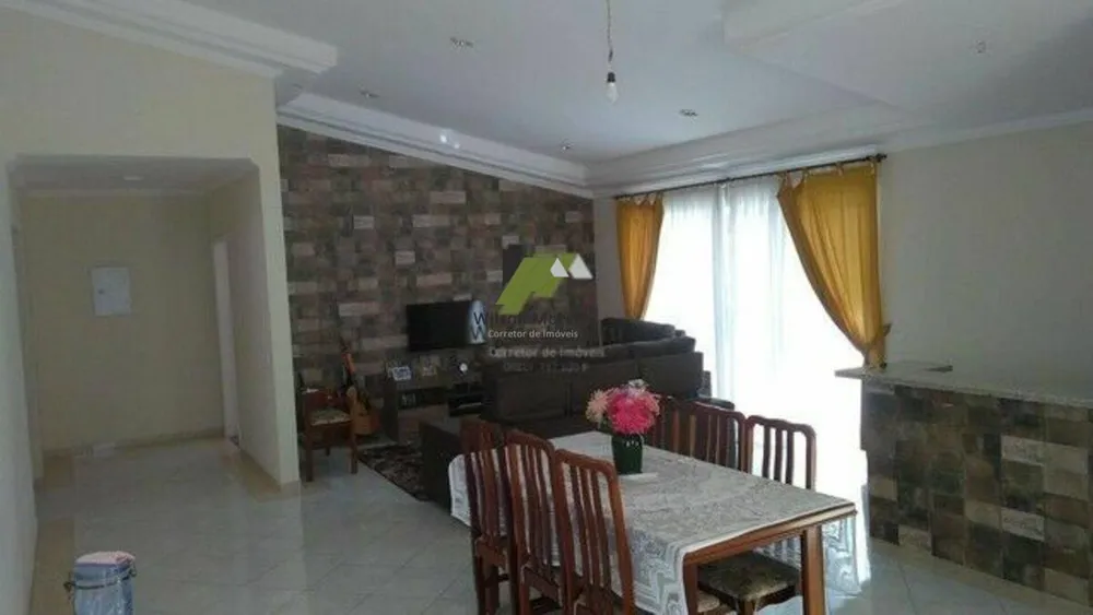 Casa, 3 quartos, 240 m² - Foto 3