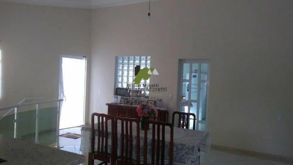 Casa, 3 quartos, 240 m² - Foto 1