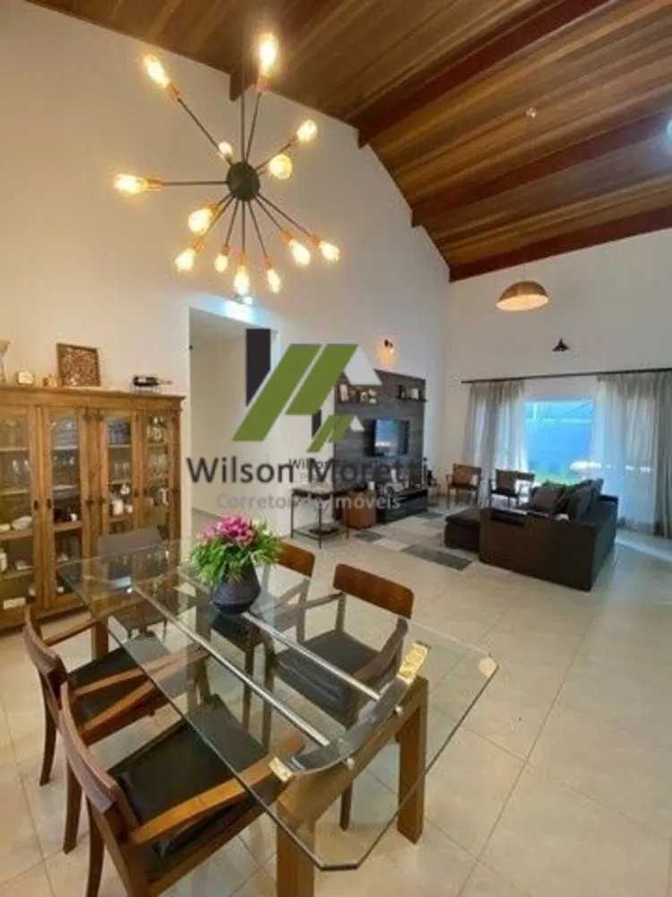 Casa, 4 quartos, 280 m² - Foto 1