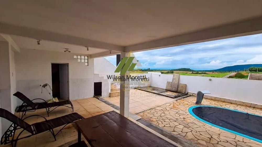 Casa à venda com 4 quartos, 300m² - Foto 6