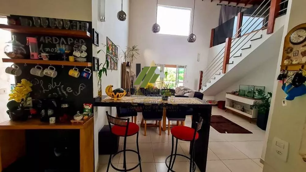 Casa à venda com 4 quartos, 300m² - Foto 12