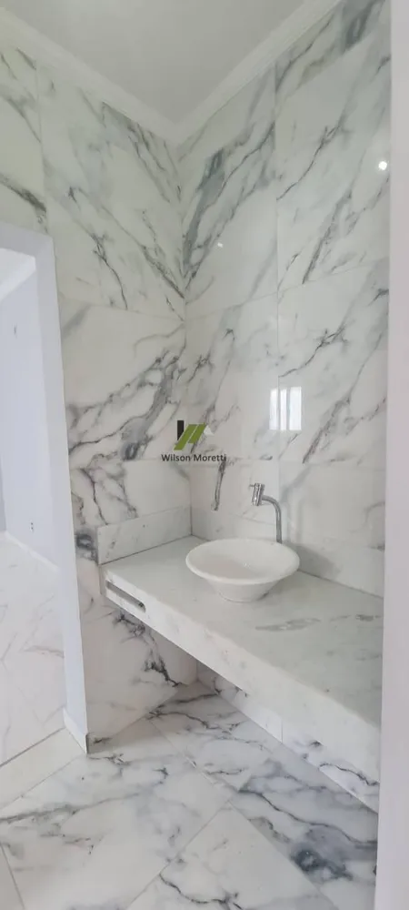 Casa, 5 quartos, 320 m² - Foto 1