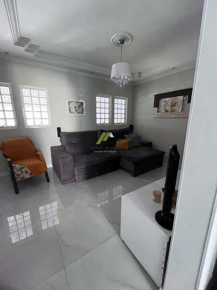 Casa, 3 quartos, 162 m² - Foto 2
