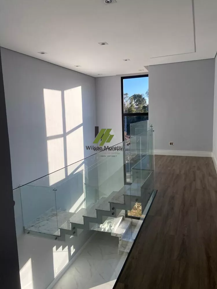 Casa à venda com 3 quartos, 222m² - Foto 3