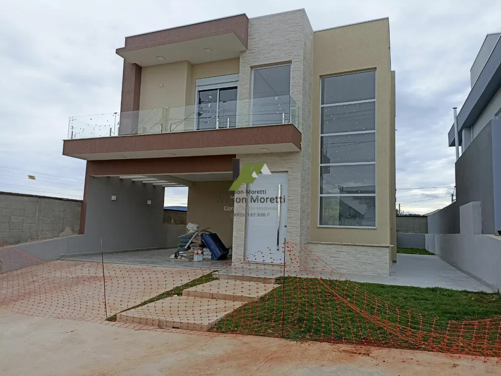 Casa, 3 quartos, 179 m² - Foto 1