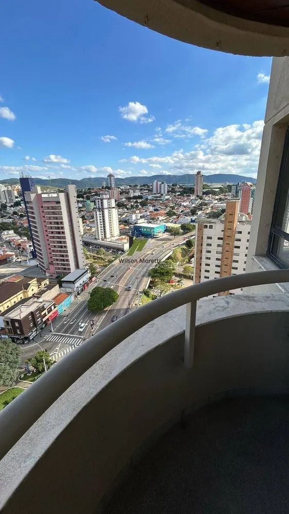 Apartamento, 3 quartos, 156 m² - Foto 1