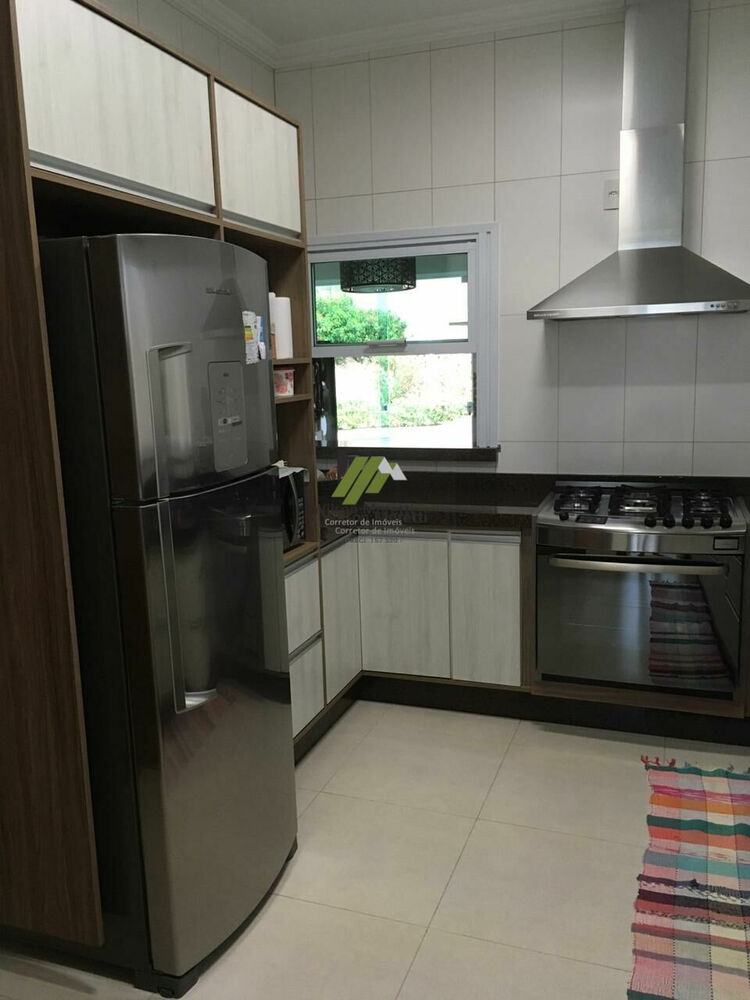 Casa à venda com 3 quartos, 287m² - Foto 11