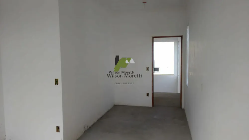 Casa, 3 quartos, 211 m² - Foto 1