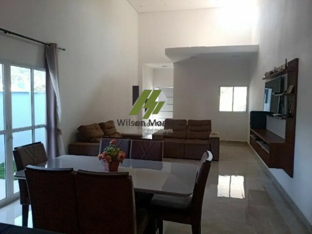 Casa, 3 quartos, 203 m² - Foto 2