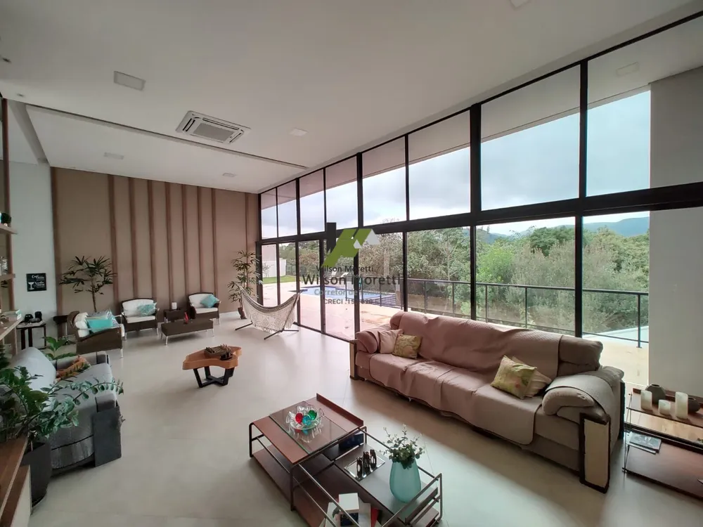 Casa, 3 quartos, 367 m² - Foto 1