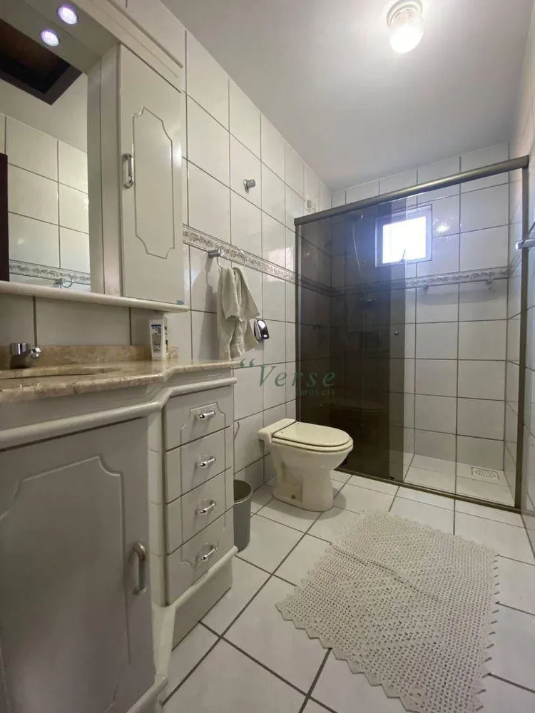 Casa, 4 quartos, 302 m² - Foto 4