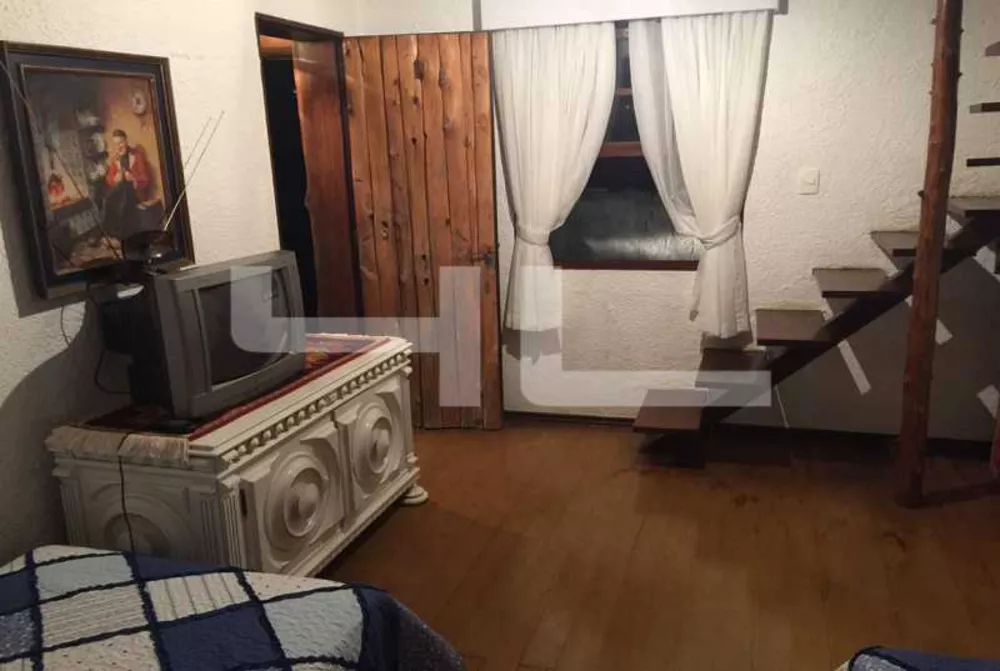 Casa, 6 quartos, 200 m² - Foto 4