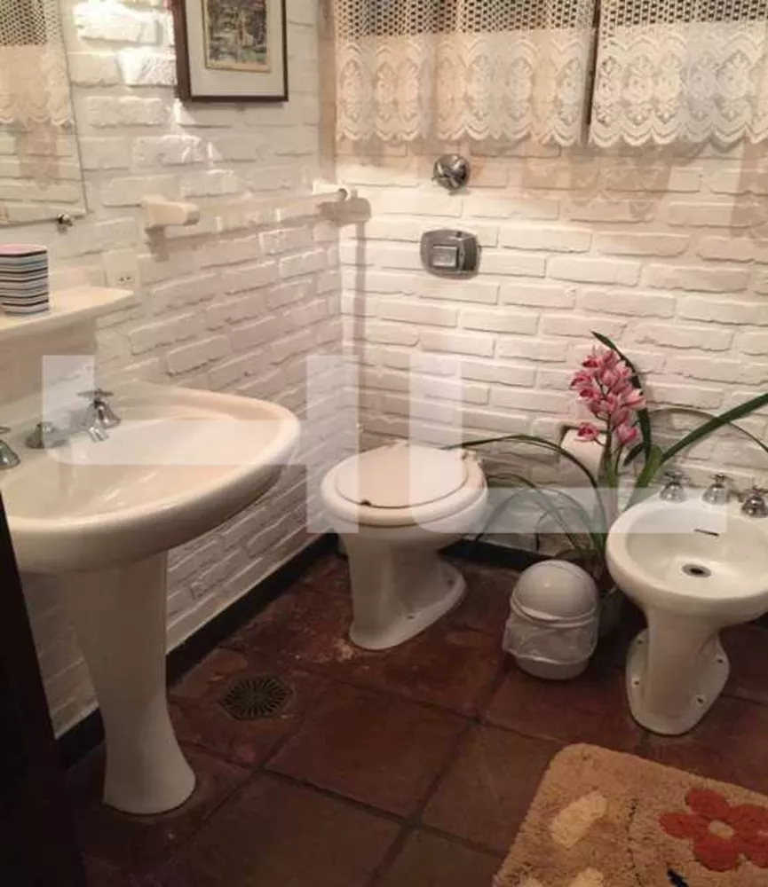 Casa, 6 quartos, 200 m² - Foto 15