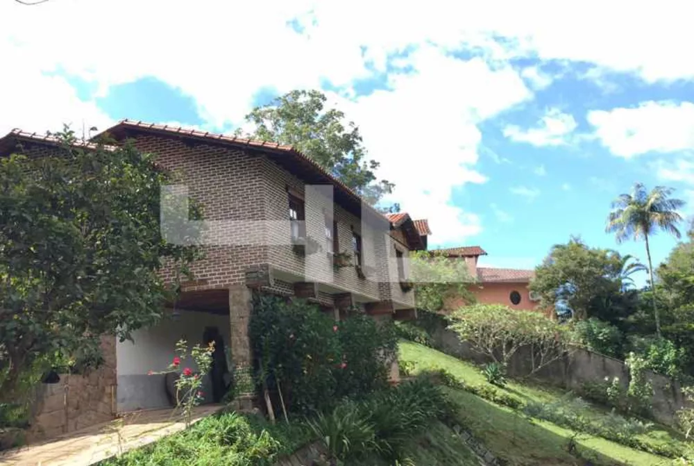 Casa, 6 quartos, 200 m² - Foto 1