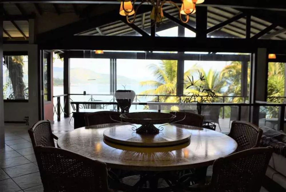 Casa, 5 quartos, 450 m² - Foto 1