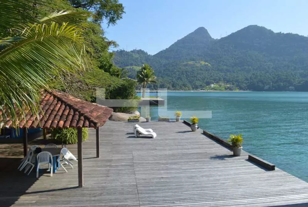 Casa, 5 quartos, 1500 m² - Foto 1