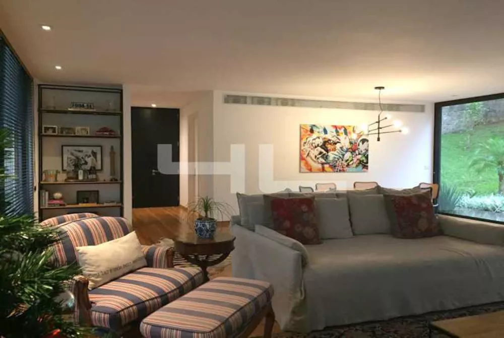 Casa de Condomínio, 4 quartos - Foto 1