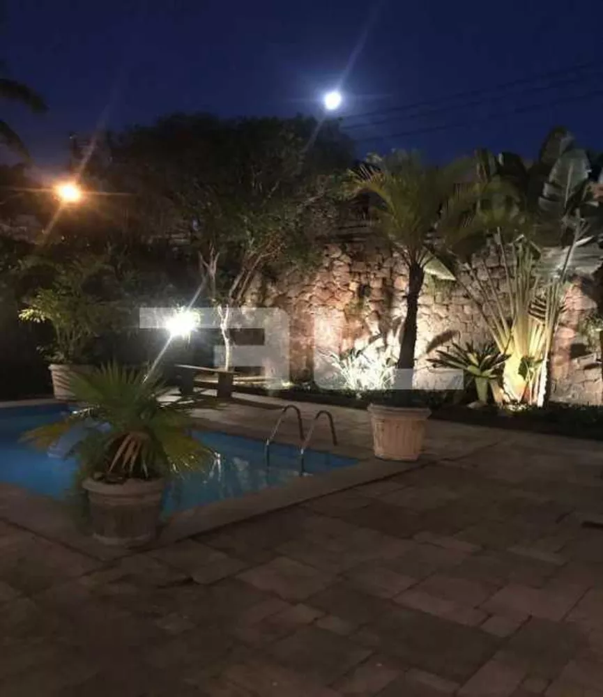Casa, 4 quartos, 732 m² - Foto 11