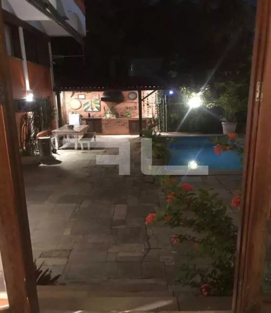 Casa, 4 quartos, 732 m² - Foto 3