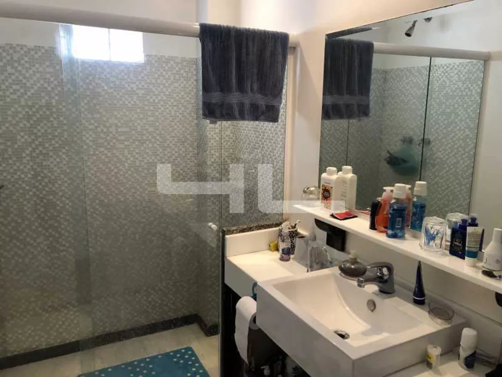 Apartamento, 3 quartos, 140 m² - Foto 1