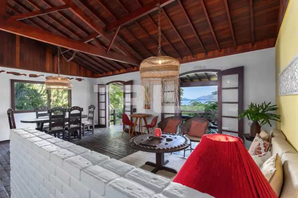 Casa, 4 quartos, 176 m² - Foto 2