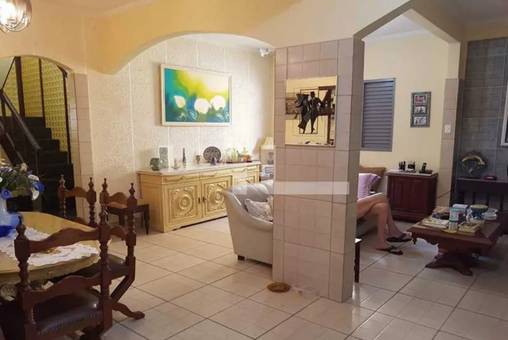 Casa, 5 quartos, 250 m² - Foto 19