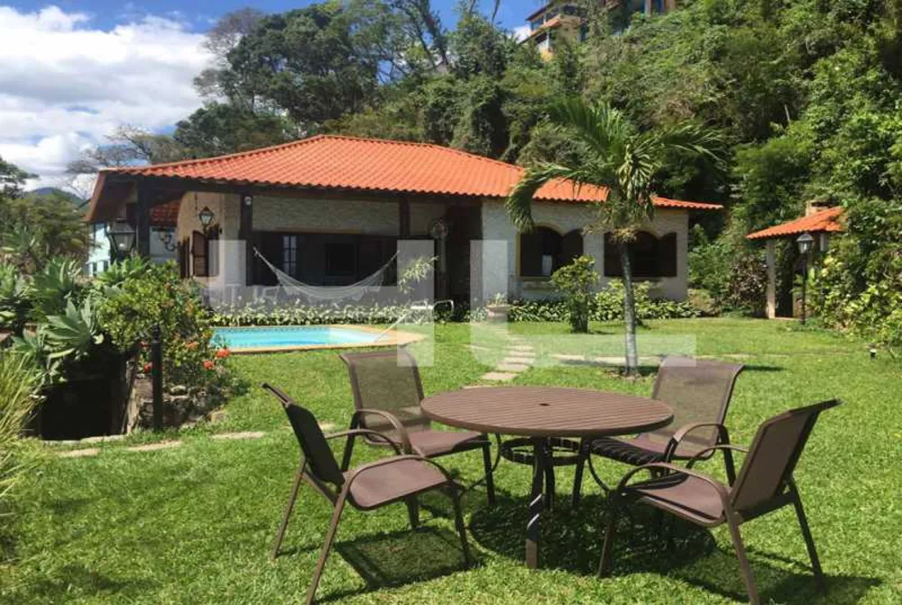 Casa, 5 quartos, 382 m² - Foto 1