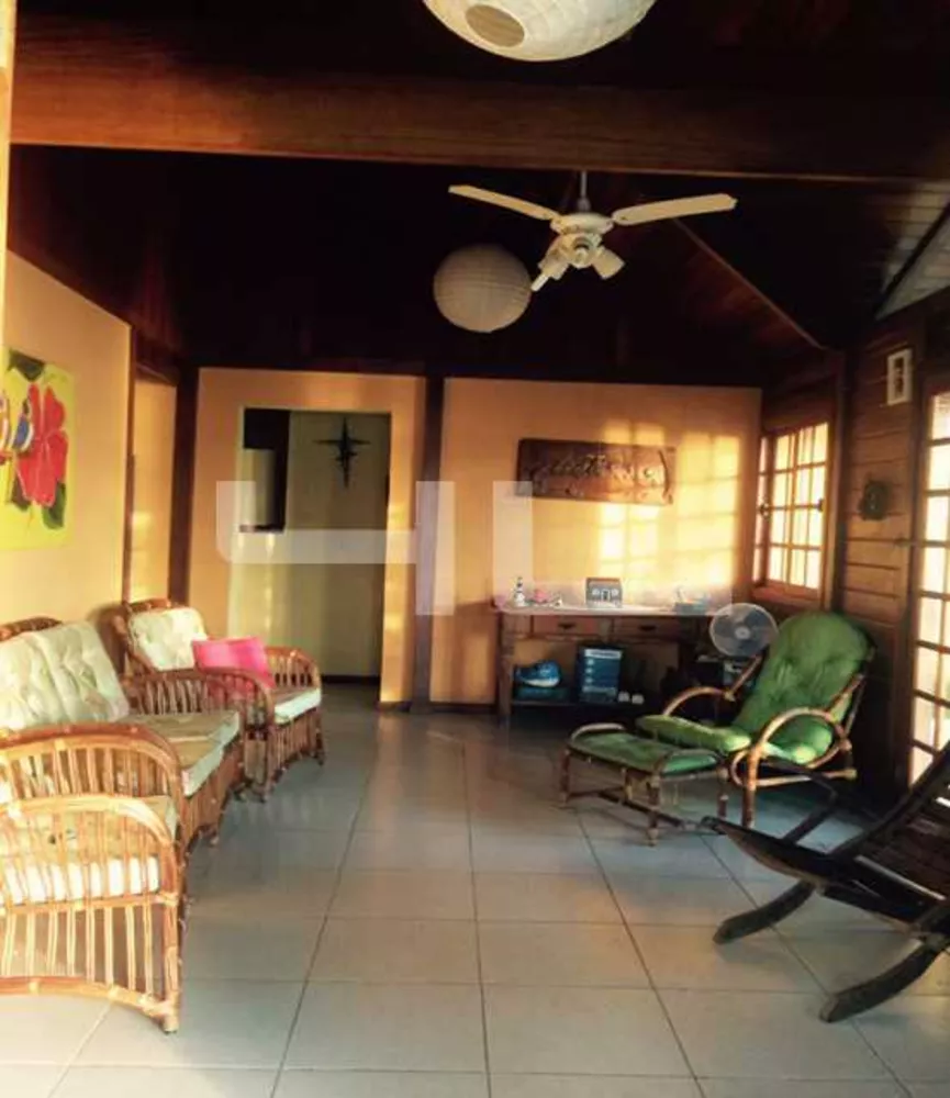 Casa, 3 quartos, 200 m² - Foto 3