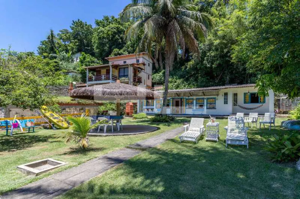 Casa, 2 quartos, 300 m² - Foto 1