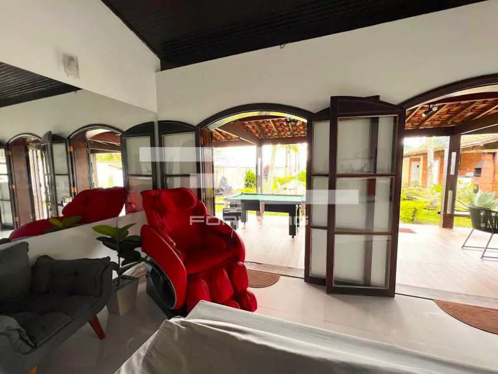 Casa, 4 quartos, 250 m² - Foto 15