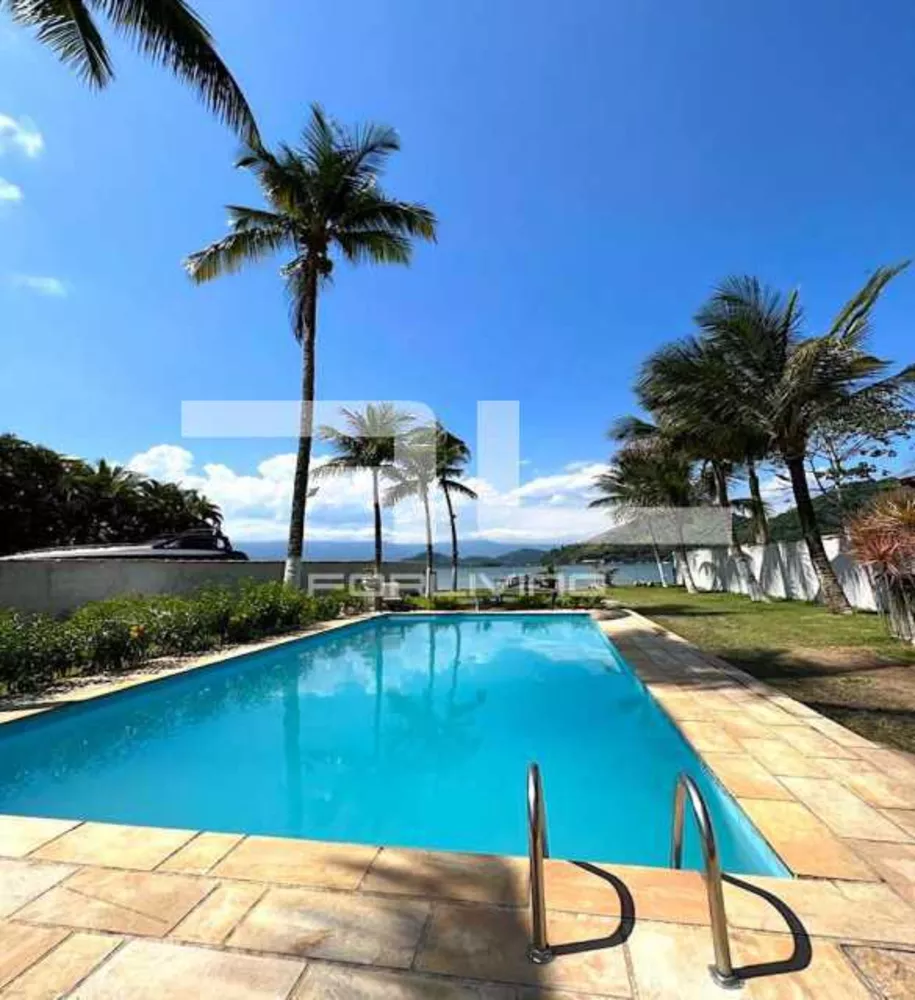 Casa, 4 quartos, 250 m² - Foto 1