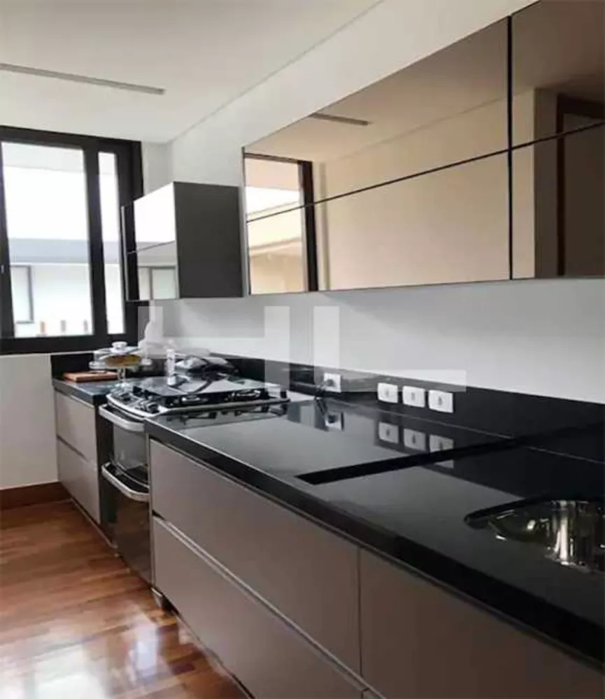 Cobertura, 3 quartos, 345 m² - Foto 12