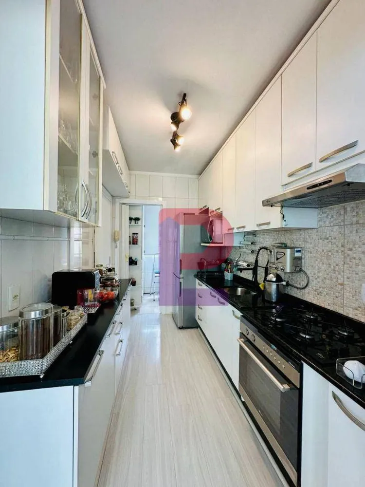 Apartamento, 3 quartos, 200 m² - Foto 1