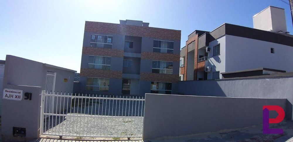 Apartamento à venda com 3 quartos - Foto 2